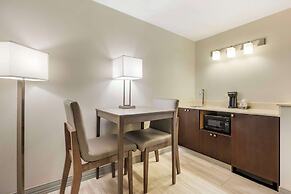 Best Western Plus Grand Manor Inn