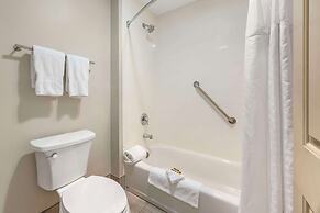 Best Western Plus Grand Manor Inn