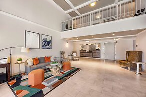 Best Western Plus Grand Manor Inn