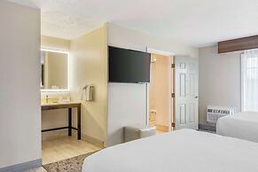 Best Western Plus Grand Manor Inn