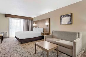 Best Western Plus Grand Manor Inn