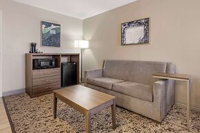 Best Western Plus Grand Manor Inn