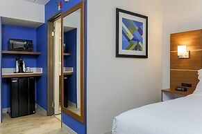 Holiday Inn Express Milwaukee-West Medical Center by IHG