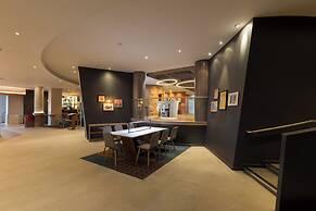 Holiday Inn Edinburgh by IHG