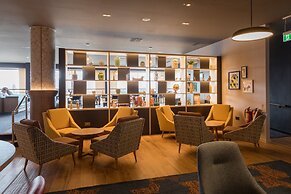 Holiday Inn Edinburgh by IHG