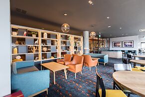 Holiday Inn Edinburgh by IHG