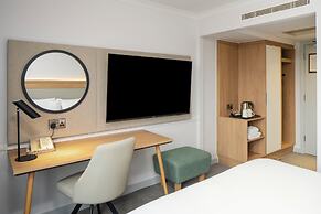 Holiday Inn Edinburgh by IHG