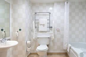 Holiday Inn Edinburgh by IHG