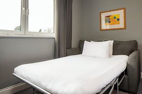 Holiday Inn Edinburgh by IHG