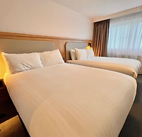 Holiday Inn Edinburgh by IHG