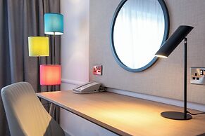 Holiday Inn Edinburgh by IHG