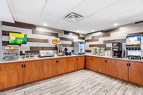 Quality Inn Clarksville - Exit 11