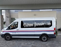 Holiday Inn Express & Suites Tampa Stadium – Airport Area by IHG