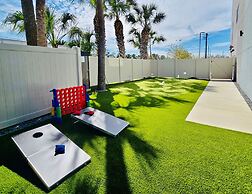 Holiday Inn Express & Suites Tampa Stadium – Airport Area by IHG