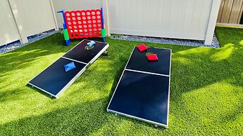 Holiday Inn Express & Suites Tampa Stadium – Airport Area by IHG