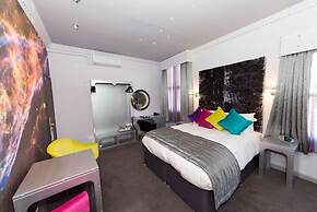 The Belmont Hotel