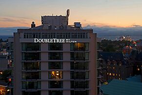 DoubleTree by Hilton Hotel & Suites Victoria