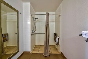 Motel 6 Arlington, TX