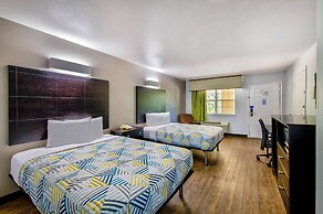 Motel 6 Arlington, TX