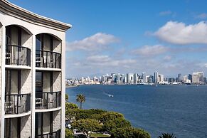 Hilton San Diego Airport/Harbor Island