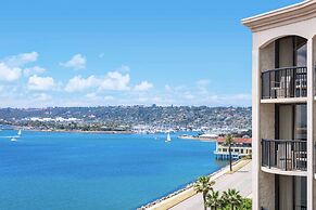 Hilton San Diego Airport/Harbor Island