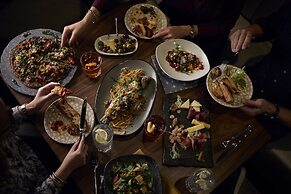 The Ritz-Carlton, Pentagon City