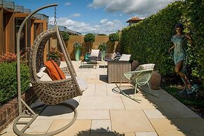 Homewood Hotel & Spa