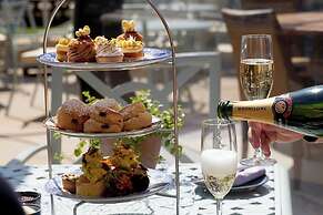 Homewood Hotel & Spa