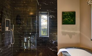 Homewood Hotel & Spa