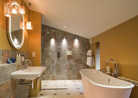 Homewood Hotel & Spa