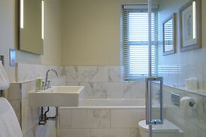 Homewood Hotel & Spa