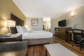 Best Western Plus Orange County Airport North