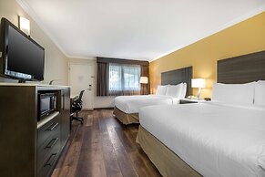 Best Western Plus Orange County Airport North