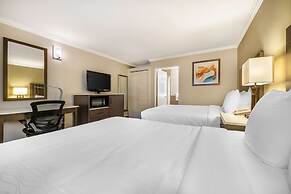 Best Western Plus Orange County Airport North