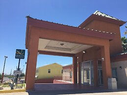 Econo Lodge Inn & Suites Eagle Pass