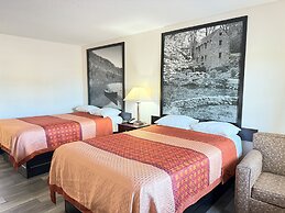 Super 8 by Wyndham Monticello AR