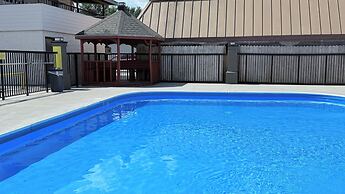 Super 8 by Wyndham Monticello AR
