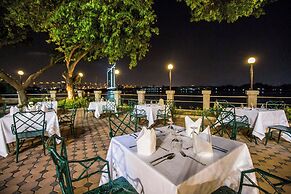 Montien Riverside Hotel Bangkok