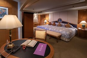Montien Riverside Hotel Bangkok