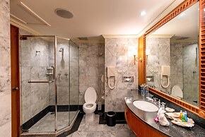 Montien Riverside Hotel Bangkok