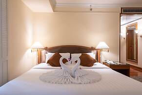 Montien Riverside Hotel Bangkok
