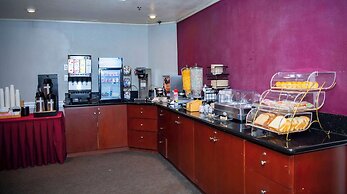 Ramada Plaza by Wyndham Garden Grove/Anaheim South