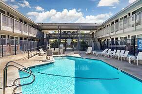 Best Western Shadow Inn