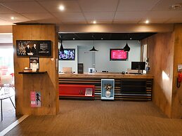 ibis Laval Le Relais d'Armor