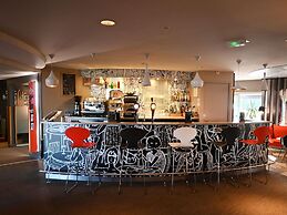 ibis Laval Le Relais d'Armor
