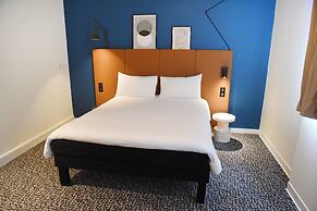 ibis Laval Le Relais d'Armor
