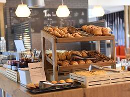 ibis Laval Le Relais d'Armor