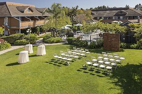 Seacliff Inn Aptos, Tapestry Collection by Hilton