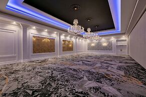 DoubleTree by Hilton Canton Downtown