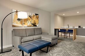 DoubleTree by Hilton Canton Downtown